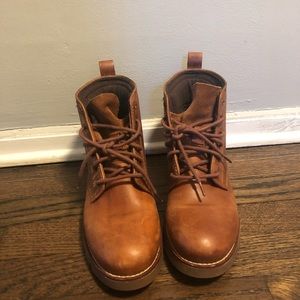 REDUCED !! Cole Haan lace up winter booties